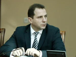 Իմ ասածը ոչ մի ձևով դուրս չէր գալիս կառավարության ծրագրի առաջնահերթությունից. Դավիթ Տոնոյան