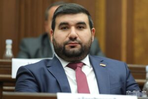 Կան շատ ուսուցիչներ, որոնք մեզ սատարում են ու գալիս մեր միտինգներին․Վահագն Ալեքսանյանը՝ իշխանության կողմից վարչական ռեսուրս օգտագործելու մասին