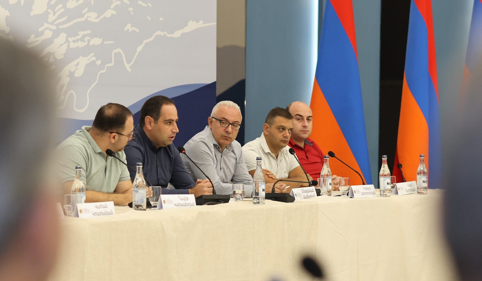 l-224x224wh-1823x1063z-0-431