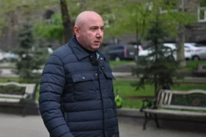 «Անդրանիկ Թևանյանը քաղբանտարկյալ է». կուսակիցները բողոքի ակցիա են իրականացրել | arm.sputniknews.ru