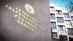 Ընտրատեղամասի հարակից տարածքում դանակահարության դեպքով վարույթ է նախաձեռնվել սպանության հոդվածով | factor.am
