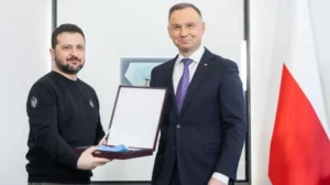Լեհաստանը Զելենսկուց հետ վերցրել է իր բարձրագույն պետական պարգևը՝ Սպիտակ արծվի շքանշանը | news.am