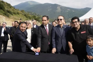 Քաջարանի թունելի շինարարարության մեկնարկին ներկա է եղել Իրանի փոխնախագահը. այն կտեւի 6 տարի