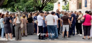 Գագիկ Ծառուկյանին պատկանող բիզնեսների ներկայացուցիչները մտան կառավարության շենք | arm.sputniknews.ru