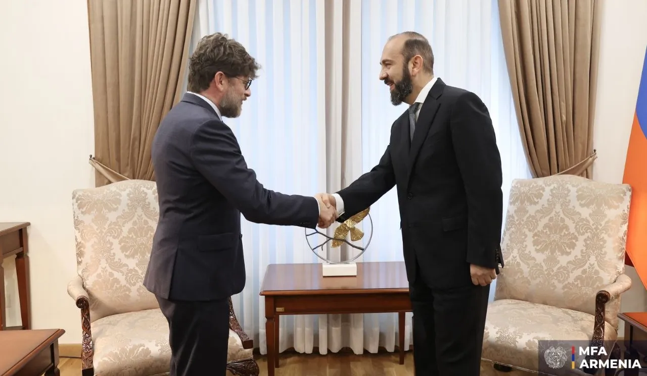 ԱԳ նախարարը դիվանագիտական առաքելության ավարտի կապակցությամբ ընդունել է Ֆրանսիայի դեսպանին | 1lurer.am