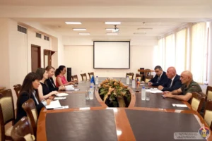 ՊՆ փոխնախարարը հանդիպել է Հայաստանում ԵՄ քաղաքացիական առաքելության ղեկավարին | news.am
