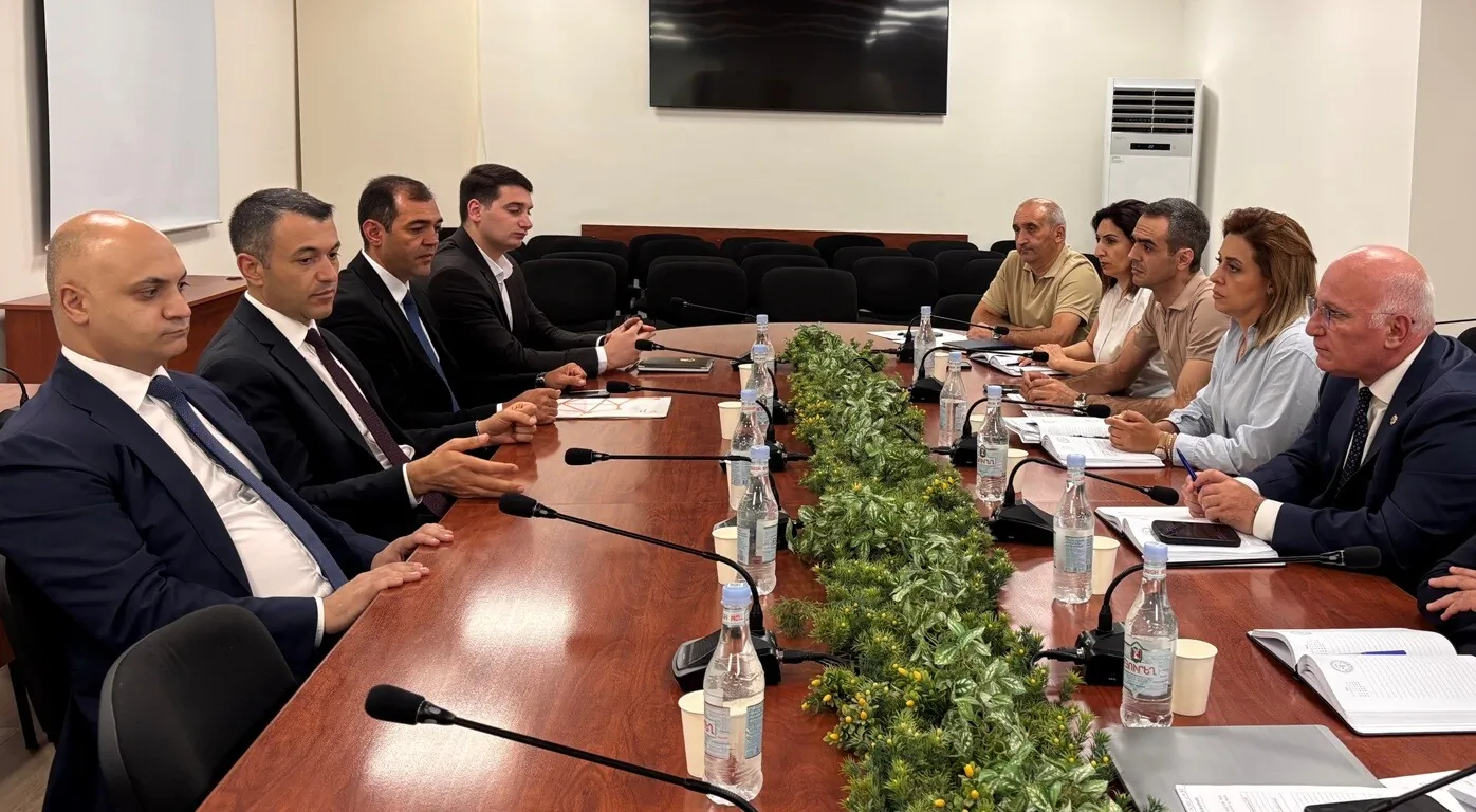 ՀԾԿՀ-ում քննարկվել են հանրային ենթակառուցվածքների տարածական տվյալների ազգային գեոպորտալին ինտեգրման հարցերը | armenpress.am