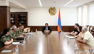 Սուրեն Պապիկյանը խորհրդակցություն է անցկացրել ԶՈւ-ում հոգեբանական ծառայությունների կազմակերպման վերաբերյալ | 1lurer.am