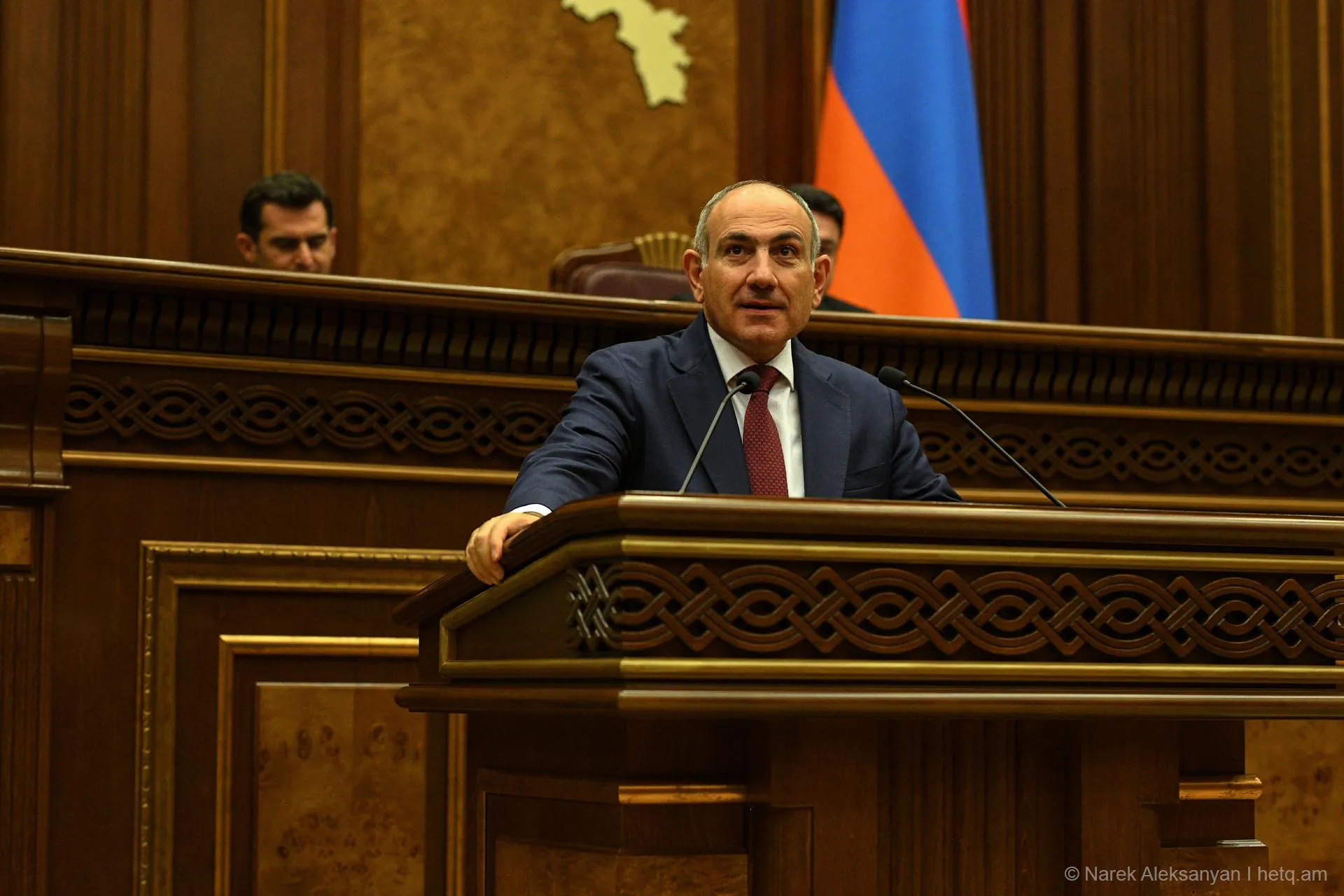 Փաշինյանը հանձնարարել է զեկույց պատրաստել Եկեղեցում ստեղծված «խորը, համակարգային ճգնաժամի մասին»