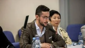 Ադրբեջանը ցանկանում է Հայաստանի հետ կապերի մեջ մեղադրվող թալիշ հետազոտողին խիստ ռեժիմի բանտ տեղափոխել | azatutyun.am