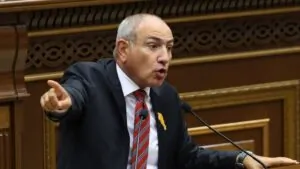 «Հայաստանն արձագանքել է Մատենադարանի տնօրենի միջոցով». Փաշինյանը՝ Գանձասարի հայկական լինելու մասին | azatutyun.am
