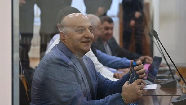 Պատգամավոր Արթուր Սարգսյանի տնային կալանքը երկարաձգվեց ևս երկու ամսով | news.am