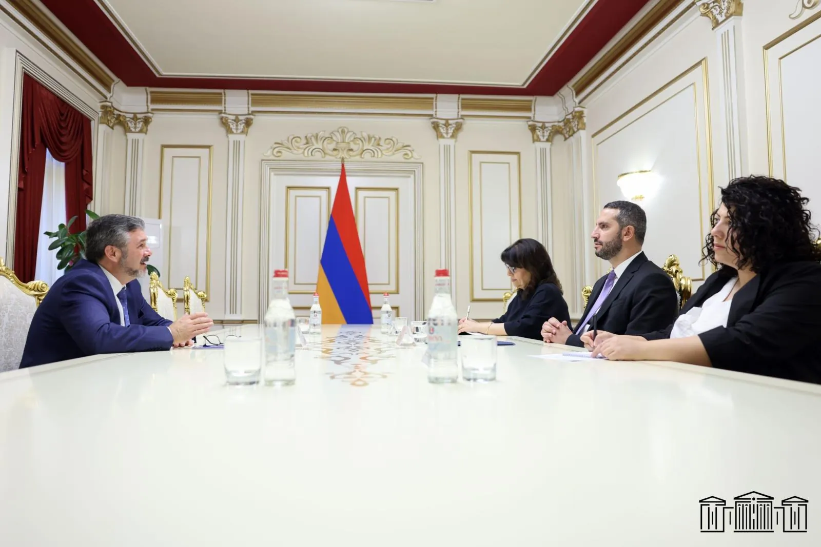 ՀՀ ԱԺ նախագահն ու Լիտվայի դեսպանը քննարկել են համագործակցությանն առնչվող հարցեր | armenpress.am