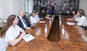 Քննարկվել են ՀՀ կառավարության նոր ծրագրի առաջնահերթությունները կրթության ոլորտում․ հանդիպում ՀԲ ներկայացուցիչների հետ | 1lurer.am