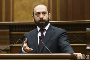 «Դիմել ենք, չի ստացվում». Արարատ Միրզոյանը՝ գերիների հարցով երրորդ երկրներին դիմելու մասին