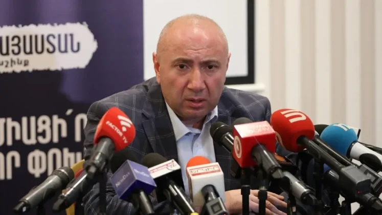 Սկսվել է ընդդիմադիր Անդրանիկ Թևանյանի դատավարությունը | azatutyun.am