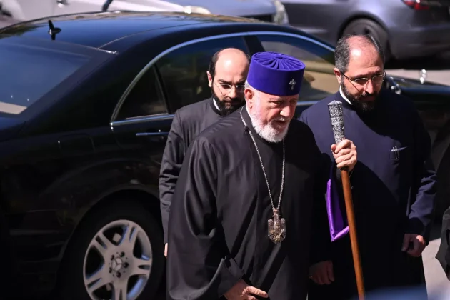 Կաթողիկոսը և եպիսկոպոսները մասնակցելու են դատական առաջին նիստին. Արա Զոհրաբյան | arm.sputniknews.ru
