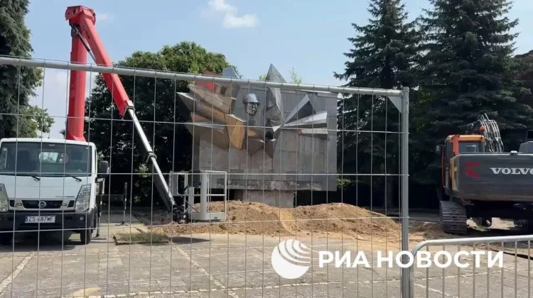ՌԴ դեսպանությունը բողոք է հղել Լեհաստանին. պատճառը հուշարձանի ապամոնտաժումն է | arm.sputniknews.ru