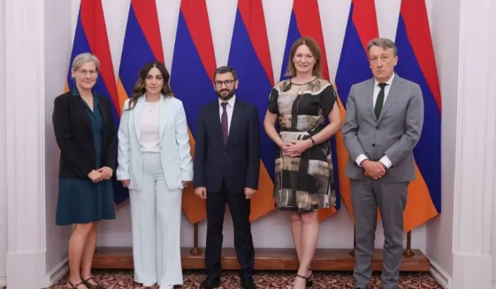 ՔՊ խմբակցության ղեկավարն ու քարտուղարը հանդիպել են Շվեդիայի, Նիդերլանդների և Բելգիայի դեսպաններին | 1lurer.am