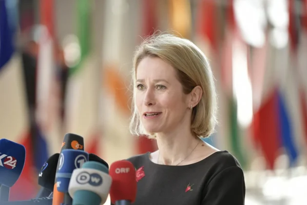 Mandatory Credit: Photo by Arnaud Andrieu/SIPA/Shutterstock (14440059i) Estonian Prime Minister Kaja Kallas talks to the press during Day 2 of the Special European Union summit at the European headquarters in Brussels, Belgium, Thursday, April 18, 2024. EU leaders will discuss the challenges of financing green and digital transitions, the European Union's support for Ukraine, relations between the European Union and Turkey, and the situation in the Middle East, after Iran¹ attacks on Israel. (Photo by Arnaud Andrieu/Sipa Press). Brussels Special European Council - Day 2 Doorstep, Belgium - 18 Apr 2024 (- - 2024-04-18, Arnaud Andrieu/SIPA/Shutterstock / ipa-agency.net) p.s. la foto e' utilizzabile nel rispetto del contesto in cui e' stata scattata, e senza intento diffamatorio del decoro delle persone rappresentate