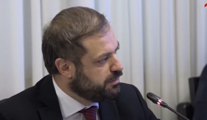 Աղետի գոտու տուժած տնտեսվարողներին աջակցության ծրագրի իրականացմանը կհատկացվի 300 մլն դրամ. Պապոյան |1lurer.am|