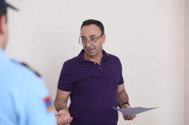 Սահմանադրական դատարանի մեծամասնությունը Հայաստանի անկախության մասին Հռչակագիրը վերածելու է «զավակին խժռող ծնողի». Հրայր Թովմասյանը հատուկ կարծիք է հայտնել |factor.am|