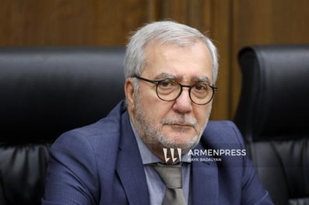 Անդրանիկ Քոչարյանը ոստիկանների շրջանում թմրամիջոցների օգտագործման հետ կապված լրացուցիչ հետազոտության կարիք է տեսնում |armenpress.am|
