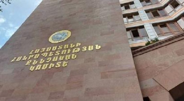Եռաբլուրի շիրմաքարերից ծաղիկներ գողանալու դեպքով նախաձեռնվել է քրեական վարույթ. ՔԿ |1lurer.am|