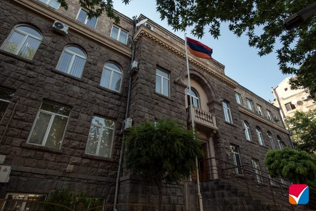 Թիվ 14 և 31 ընտրատարածքային ընտրական հանձնաժողովները քվեարկության օրվա նախընտրական քարոզչության արգելքի մասին հանդես են եկել հայտարարությամբ