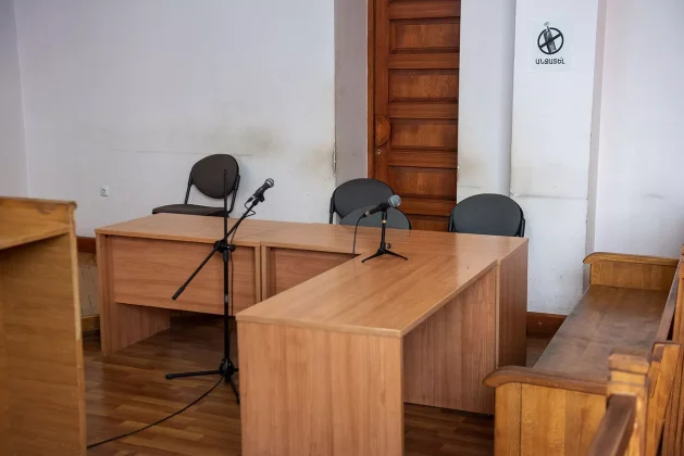 Ծեծկռտուք Չարենցավանի դատարանում. կան տուժածներ | arm.sputniknews.ru