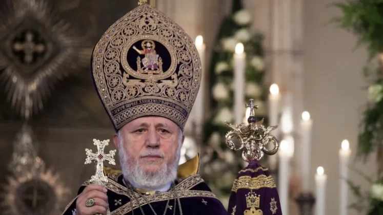 Կաթողիկոսի հեռացման ու տեղապահի ընտրության հարցը՝ կառավարության ծրագրում | azatutyun.am