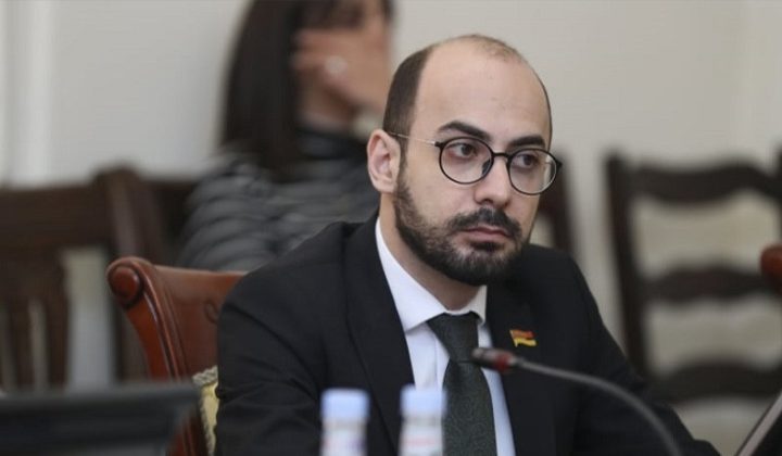 Համերաշխ, եղբայրական մթնոլորտում պիտի տեղի ունենա նոր Կաթողիկոսի ընտրությունը, որ չվնասենք եկեղեցուն.Արթուր Հովհաննիսյան |news.am