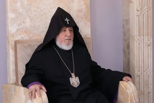 Աղոթում ենք, որ Ամենակալ Տերը օրհնի մայրության բերկրանքին սպասող կանանց և շնորհի բարեհաջող որդեծնություն. Գարեգին Բ