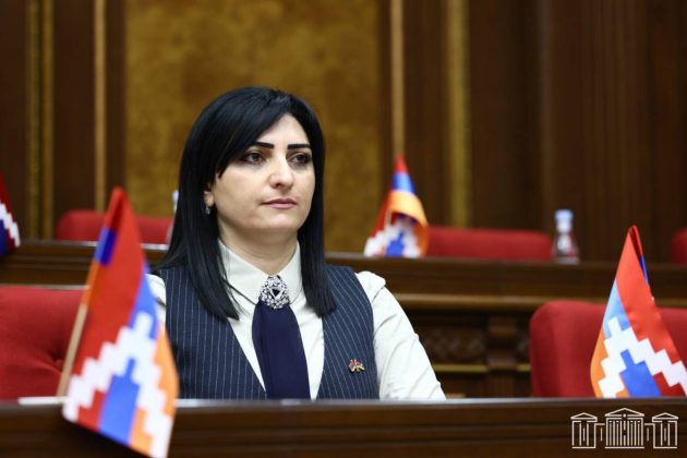 ԱԺ նախագահին տեղեկացրել եմ, որ ՔՊ խմբակցության քարտուղար Արթուր Հովհաննիսյանը խանգարել է իմ ճեպազրույցը՝ երբ խոսում էի Բաքվի բանտում խnշտանգվnղ հայերի մասին․ Թովմասյան | tert.am