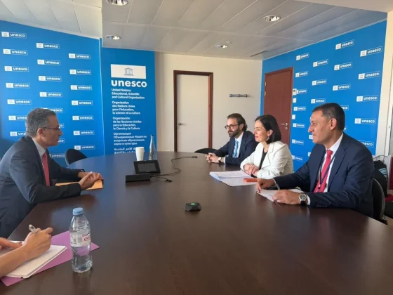 ԿԳՄՍ նախարարը հանդիպել է ՅՈՒՆԵՍԿՕ-ի մշակույթի հարցերով գլխավոր տնօրենի տեղակալի հետ | shantnews.am