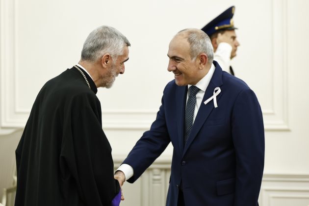 Փաշինյանի հետ հանդիպմանը Շահան Սրբազանն իր մտահոգությունն է հայտնել ներկա իրավիճակի վերաբերյալ