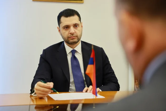 ՇՄ նախարարը ՀԲ ներկայացուցչի հետ քննարկել է «Նաիրիտ» գործարանի տարածքի էկոլոգիական մաքրման և վերազարգացման պլանավորման հարցերը