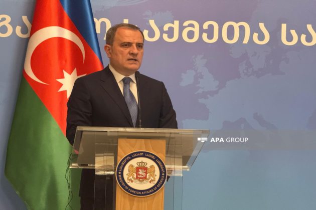 Տարածքային պահանջները պետք է բացառվեն ՀՀ Սահմանադրությունից, իսկ Մինսկի խումբը պետք է լուծարվի․ Բայրամով |factor.am