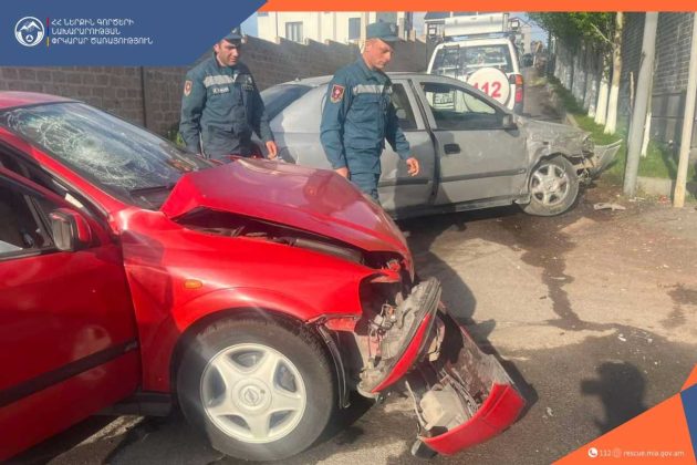 Երևանի Բագրևանդ փողոցում բախվել են «Opel» մակնիշի երկու ավտոմեքենա․ մեկ տուժած հոսպիտալացվել է