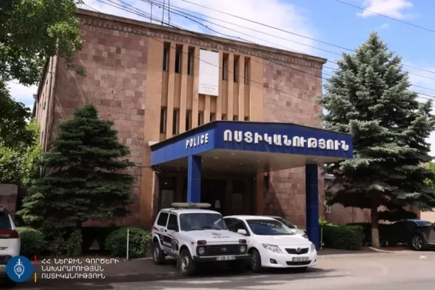 Էրեբունու համայնքային ոստիկանները ձերբակալել են գումարի դիմաց վարորդական իրավունքի վկայական խոստացած տղամարդուն