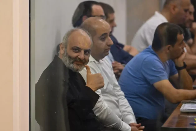 Ձեռագրաբանական փորձաքննություն չի եղել․ պաշտպանը՝ Բագրատ սրբազանին վերագրվող թղթի մասին | arm.sputniknews.ru