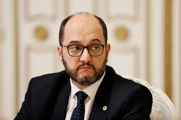 արայիկ հարությունյանն