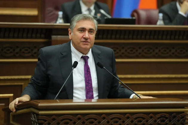 Ո՞րն է այն իրավական ակտը, որով ՀՀ տարածքը 29,743 քառակուսի կմ է, ո՞ւր կորավ 57 քառակուսի կիլոմետրը. Արթուր Խաչատրյան | factor.am