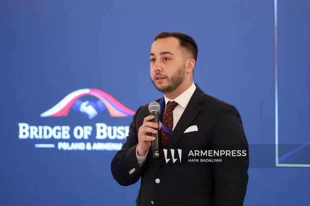 Հայ և լեհ գործարարների բանակցությունների արդյունքում հայկական ծիրանով բեռնված 20 բեռնատար մեքենաներ կմեկնեն Լեհաստան | armenpress.am
