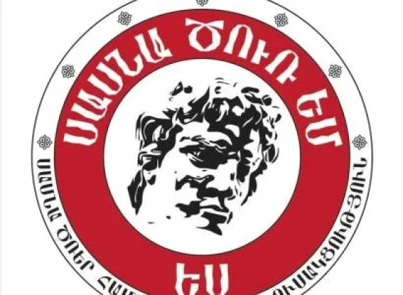 cec31ae27df9ddc7f48580d087b9675d.jpg
