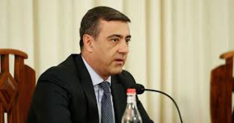 dbe150f25f26e93e3956f980d0f447e9.jpg
