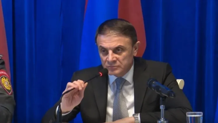 «Մարտի 1»-ի գործ․ նախկին բարձրաստիճան ոստիկանները ստորագրություն են տվել երկրից չհեռանալու մասին | azatutyun.am