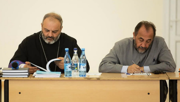 Միքայել Աջապահյանը և Բագրատ Գալստանյանը հայտարարում են մեկօրյա հացադուլ