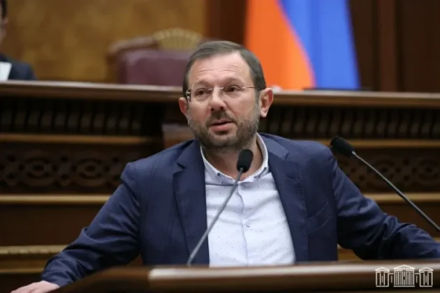 Դա նույնն է, որ վազքի մրցույթում վերջին պահին ժյուրին ասի՝ ճաղատները չեն կարող վազել. Գեղամ Մանուկյան | news.am