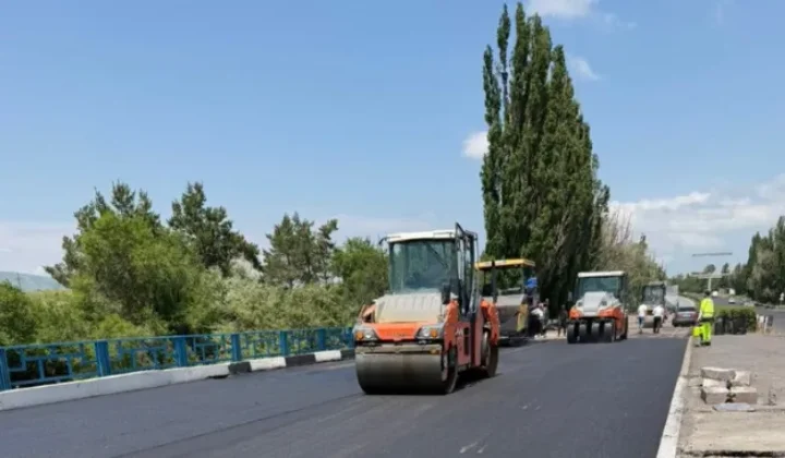 Երևան–Սևան ճանապարհի՝ կայծակի հարվածից վնասված կամրջով բնականոն երթևեկությունը վաղվանից կվերականգնվի | 1lurer.am